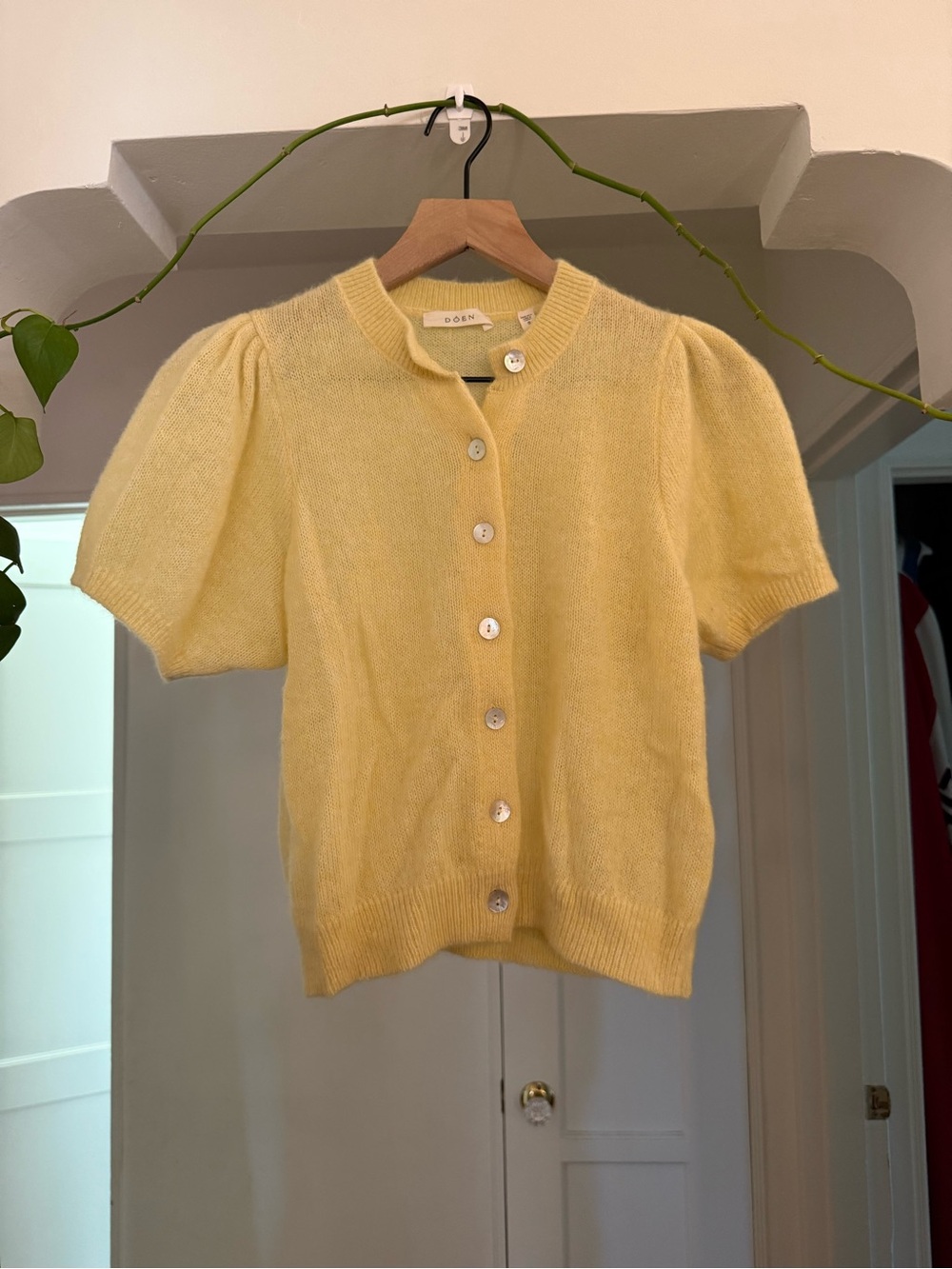 Doen Anisa cardigan in Dandelion